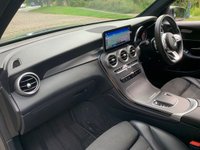 USED 2020 70 MERCEDES-BENZ GLC-CLASS 2.0 GLC 300 4MATIC AMG LINE 5d 255 BHP 2020/70reg MERCEDES GLC 300 MHEV SUV 5DR - AUTOMATIC - SATELLITE NAVIGATION - AMG-LINE - 19 INCH ALLOYS - 1 OWNER FROM BRAND NEW