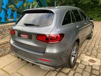 USED 2020 70 MERCEDES-BENZ GLC-CLASS 2.0 GLC 300 4MATIC AMG LINE 5d 255 BHP 2020/70reg MERCEDES GLC 300 MHEV SUV 5DR - AUTOMATIC - SATELLITE NAVIGATION - AMG-LINE - 19 INCH ALLOYS - 1 OWNER FROM BRAND NEW