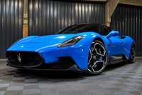USED 2021 71 MASERATI MC20 3.0 V6 2d 621 BHP PPF, CERAMIC BRAKES, CARBON INTERIOR PACK, FRONT LIFT, INFINITO BLU, CAMERA, E-DIFF LSD