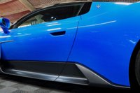 USED 2021 71 MASERATI MC20 3.0 V6 2d 621 BHP PPF, CERAMIC BRAKES, CARBON INTERIOR PACK, FRONT LIFT, INFINITO BLU, CAMERA, E-DIFF LSD