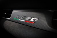 USED 2021 71 MASERATI MC20 3.0 V6 2d 621 BHP PPF, CERAMIC BRAKES, CARBON INTERIOR PACK, FRONT LIFT, INFINITO BLU, CAMERA, E-DIFF LSD