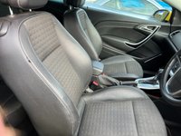 USED 2013 13 VAUXHALL ASTRA GTC 2.0 SRI CDTI 3d 162 BHP 