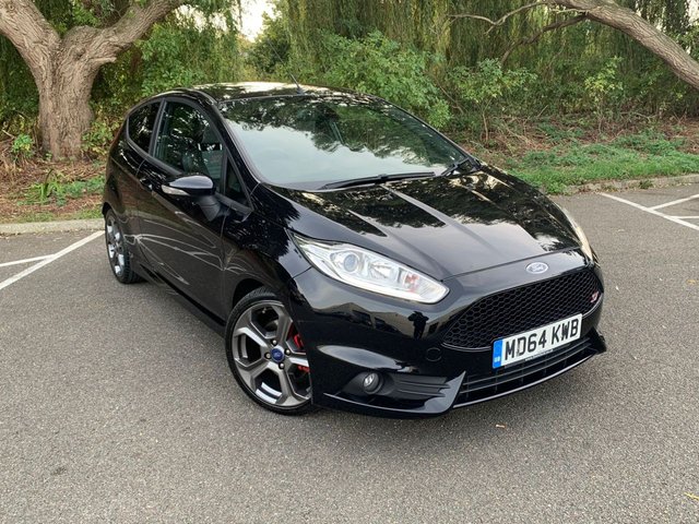 2015 64 Ford Fiesta 1.6 ST-3 3d 180 BHP