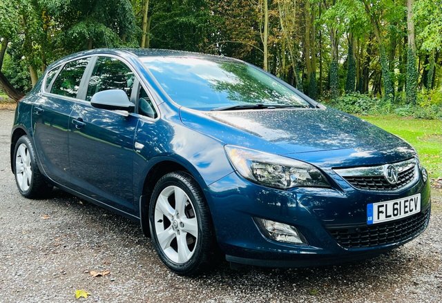 2011 61 Vauxhall Astra 1.4 SRI 5d 98 BHP