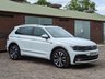 USED 2017 67 VOLKSWAGEN TIGUAN 2.0 R-LINE TDI BLUEMOTION TECHNOLOGY DSG 5d 148 BHP PAN ROOF NEW CAMBELT APPLE CARPLAY