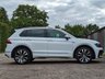 USED 2017 67 VOLKSWAGEN TIGUAN 2.0 R-LINE TDI BLUEMOTION TECHNOLOGY DSG 5d 148 BHP PAN ROOF NEW CAMBELT APPLE CARPLAY