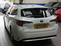 USED 2020 70 TOYOTA COROLLA 1.8 ICON TECH 5d 121 BHP SAT NAV HEATED SEATS CAMERA TOYOTA WARRANTY TILL SEPT 2030