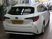 USED 2020 70 TOYOTA COROLLA 1.8 ICON TECH 5d 121 BHP SAT NAV HEATED SEATS CAMERA TOYOTA WARRANTY TILL SEPT 2030