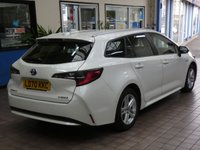 USED 2020 70 TOYOTA COROLLA 1.8 ICON TECH 5d 121 BHP SAT NAV HEATED SEATS CAMERA TOYOTA WARRANTY TILL SEPT 2030