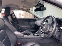 USED 2016 16 JAGUAR XE 2.0 PRESTIGE 4d 178 BHP 