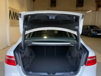 USED 2016 16 JAGUAR XE 2.0 PRESTIGE 4d 178 BHP 
