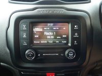 USED 2017 17 JEEP RENEGADE 1.6 SPORT 5d 108 BHP www.suffolkcarcentre.co.uk - Located a Reydon
