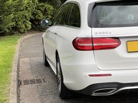 USED 2017 67 MERCEDES-BENZ E-CLASS E220d AMG Line Premium Plus Estate 5dr 2.0 (Panoramic Sunroof / Comand Navigation / 12.3 Widescreen Digital Cockpit) !! NATIONWIDE DELIVERY AVAILABLE !!