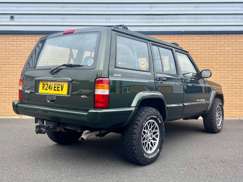 USED 1997 R JEEP CHEROKEE LIMITED // 5d // 4.0 176 BHP // 4x4 // px swap 