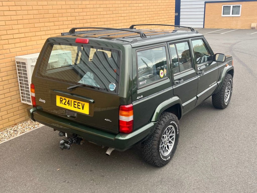 USED 1997 R JEEP CHEROKEE LIMITED // 5d // 4.0 176 BHP // 4x4 // px swap 