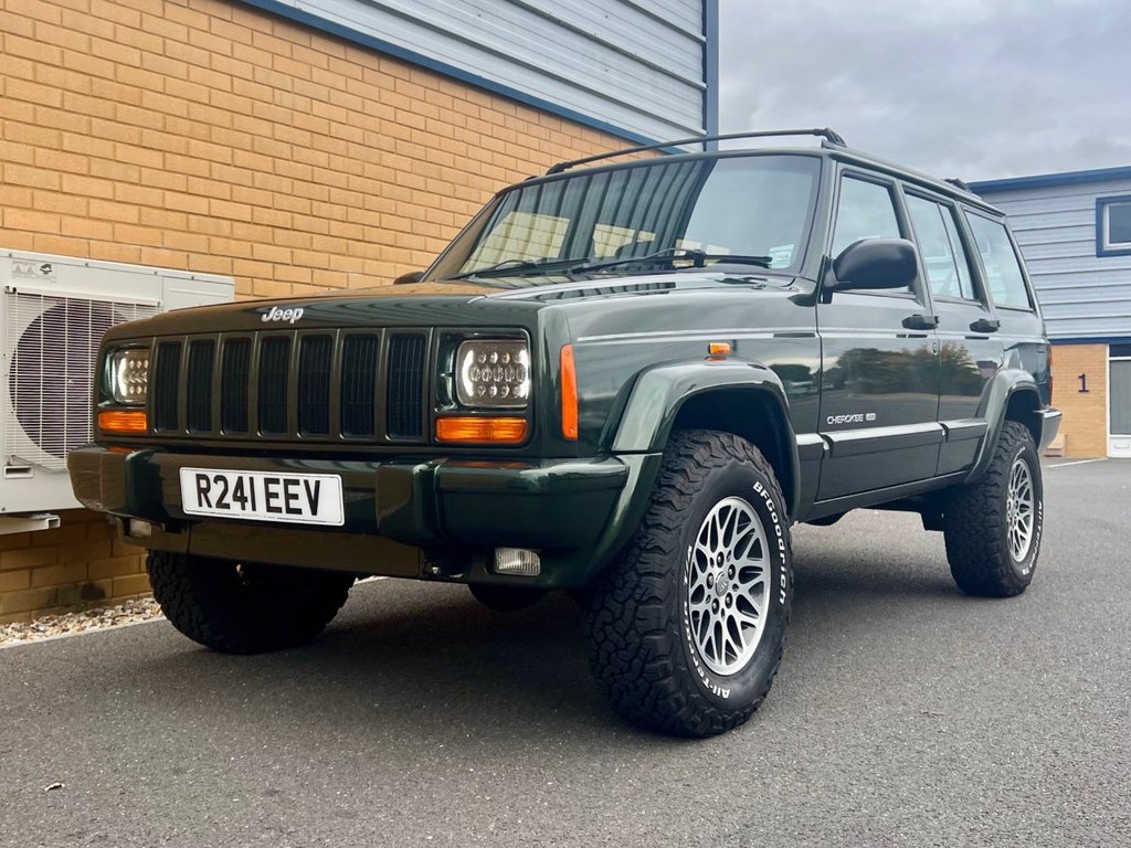 USED 1997 R JEEP CHEROKEE LIMITED // 5d // 4.0 176 BHP // 4x4 // px swap 