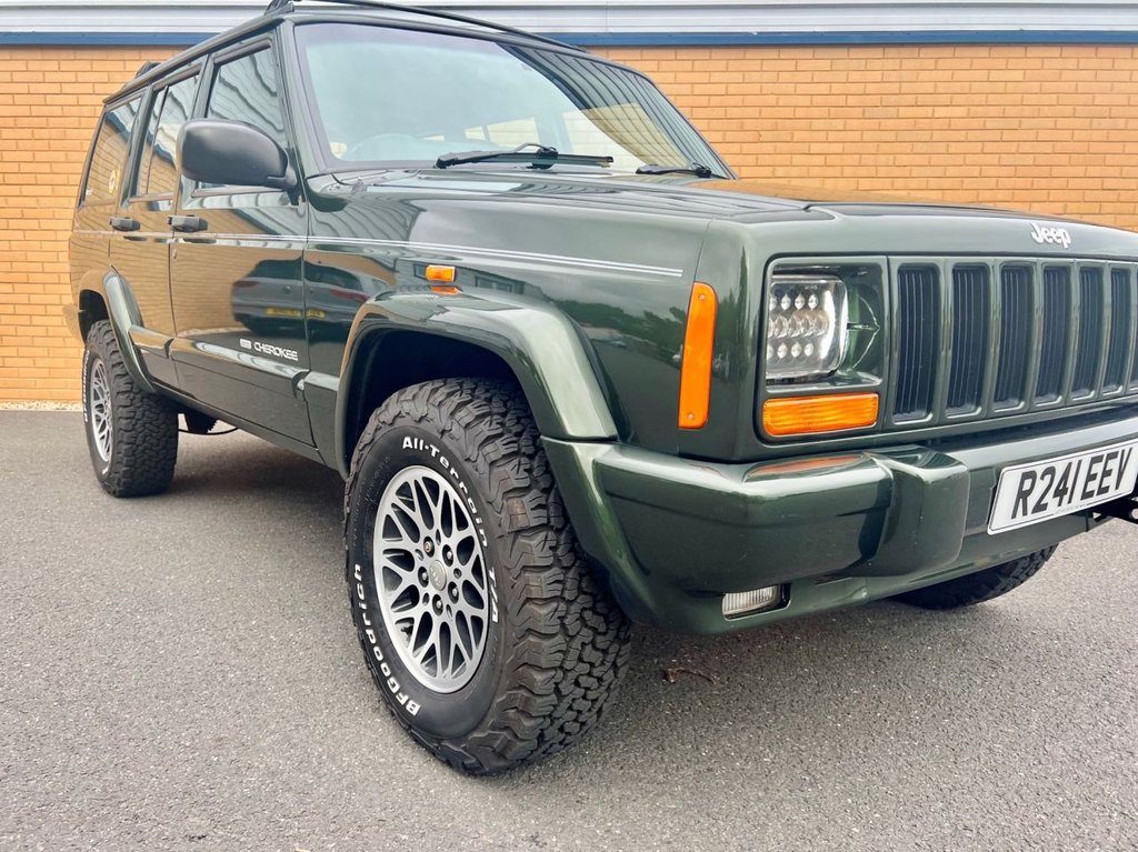 USED 1997 R JEEP CHEROKEE LIMITED // 5d // 4.0 176 BHP // 4x4 // px swap 