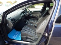 USED 2015 65 VOLKSWAGEN GOLF 1.4 GTE 5d 150 BHP FSH-1 PREV OWN-FAST CHARGE LEADS