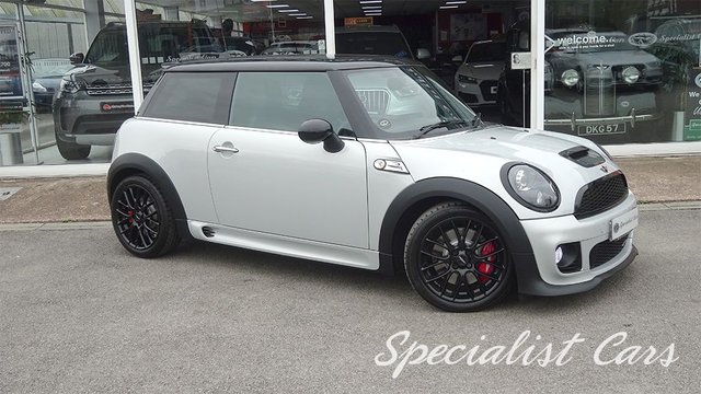 2013 63 MINI Hatch John Cooper Works 1.6 JOHN COOPER WORKS 3d 208 BHP