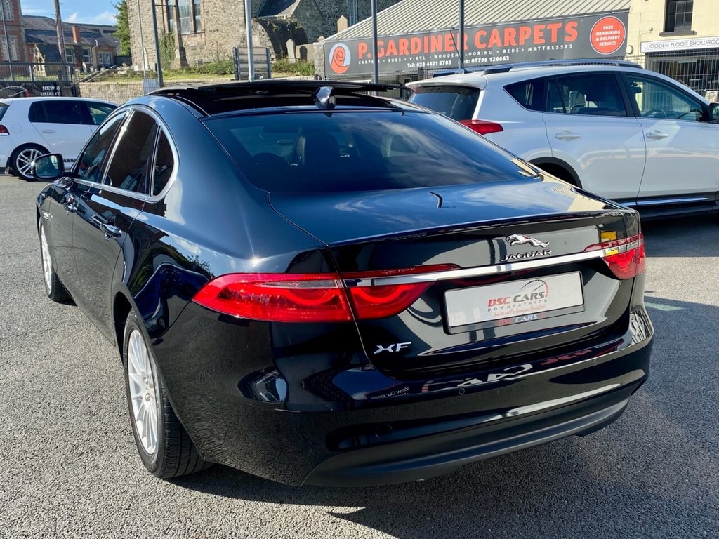 USED 2016 65 JAGUAR XF 2.0 PRESTIGE 4d AUTO 161 BHP FANTASTIC SPEC AND LOW MILES!