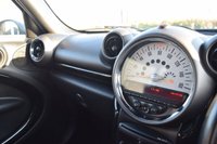 USED 2011 61 MINI COUNTRYMAN 1.6 COOPER D 5d 112 BHP 