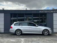 USED 2010 60 BMW 3 SERIES 2.0 320D M SPORT BUSINESS EDITION TOURING 5d 181 BHP REAR PARKING SENSORS + BLUETOOTH + SAT NAV + CRUISE CONTROL + HEATED LEATHER SEATS