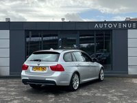 USED 2010 60 BMW 3 SERIES 2.0 320D M SPORT BUSINESS EDITION TOURING 5d 181 BHP REAR PARKING SENSORS + BLUETOOTH + SAT NAV + CRUISE CONTROL + HEATED LEATHER SEATS