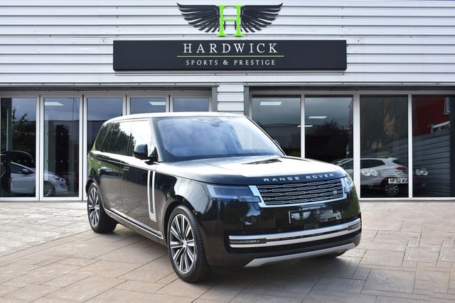 2022 72 Land Rover Range Rover 3.0 AUTOBIOGRAPHY P400 LWB 5d 395 BHP