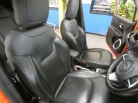 USED 2016 66 JEEP RENEGADE 1.4 LIMITED 5d 168 BHP BIG SPEC 4WD SAT NAV PANORAMIC SUNROOF LEATHER 1 OWNER SERVICE HISTORY 6 MONTHS GOLD WARRANTY