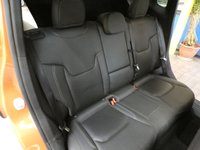 USED 2016 66 JEEP RENEGADE 1.4 LIMITED 5d 168 BHP BIG SPEC 4WD SAT NAV PANORAMIC SUNROOF LEATHER 1 OWNER SERVICE HISTORY 6 MONTHS GOLD WARRANTY