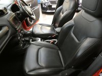 USED 2016 66 JEEP RENEGADE 1.4 LIMITED 5d 168 BHP BIG SPEC 4WD SAT NAV PANORAMIC SUNROOF LEATHER 1 OWNER SERVICE HISTORY 6 MONTHS GOLD WARRANTY