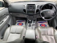 USED 2010 10 TOYOTA HI-LUX 3.0 INVINCIBLE 4X4 D-4D DCB 169 BHP GENUINE LOW MILES ** NO VAT **