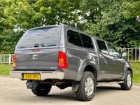 USED 2010 10 TOYOTA HI-LUX 3.0 INVINCIBLE 4X4 D-4D DCB 169 BHP GENUINE LOW MILES ** NO VAT **