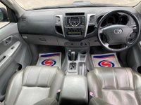 USED 2010 10 TOYOTA HI-LUX 3.0 INVINCIBLE 4X4 D-4D DCB 169 BHP GENUINE LOW MILES ** NO VAT **