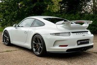 USED 2014 63 PORSCHE 911 3.8 GT3 PDK 2d 475 BHP AMAZING SPEC - CLUBSPORT PACK, CERAMIC BRAKES (PCCB), SPORTS CHRONO PLUS, PASM, PCM NAVIGATION, PTV WITH DIFF LOCK