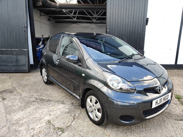2011 11 Toyota Aygo 1.0 VVT-I GO 5d 67 BHP