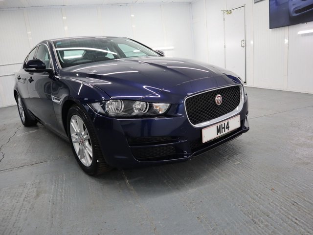 2015 N Jaguar Xe 2.0 GTDI PRESTIGE 4d 197 BHP