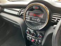 USED 2018 67 MINI HATCH COOPER 1.5 COOPER D 3d 114 BHP CHILI PACK + LED LIGHTS