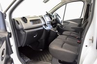 USED 2016 66 RENAULT TRAFIC 1.6 SL27 SPORT NAV DCI 120 BHP EURO 6 Sat Nav, DAB, Bluetooth