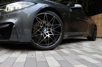 USED 2017 M BMW M4 3.0 M4 COMPETITION 2d 444 BHP APPLE CARPLAY, FSH, H/K RED LTHR