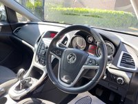 USED 2014 64 VAUXHALL ASTRA 1.6 SRI 5d 113 BHP 