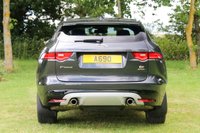 USED 2016 16 JAGUAR F-PACE 3.0d V6 S (300) 5dr Automatic AWD Euro 6 (Panoramic Sunroof, Meridian Incontrol Touch Pro Media Widescreen, Digital Virtual Cockpit, Apple CarPlay) Panoramic Glass Roof Pro Nav