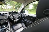 USED 2016 16 JAGUAR F-PACE 3.0d V6 S (300) 5dr Automatic AWD Euro 6 (Panoramic Sunroof, Meridian Incontrol Touch Pro Media Widescreen, Digital Virtual Cockpit, Apple CarPlay) Panoramic Glass Roof Pro Nav