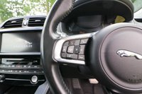 USED 2016 16 JAGUAR F-PACE 3.0d V6 S (300) 5dr Automatic AWD Euro 6 (Panoramic Sunroof, Meridian Incontrol Touch Pro Media Widescreen, Digital Virtual Cockpit, Apple CarPlay) Panoramic Glass Roof Pro Nav