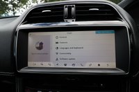 USED 2016 16 JAGUAR F-PACE 3.0d V6 S (300) 5dr Automatic AWD Euro 6 (Panoramic Sunroof, Meridian Incontrol Touch Pro Media Widescreen, Digital Virtual Cockpit, Apple CarPlay) Panoramic Glass Roof Pro Nav