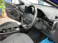 USED 2020 70 HYUNDAI IONIQ 0.0 PREMIUM 5d 135 BHP SAT NAV REAR VIEW CAMERA HEATED SEATS HYUNDAI WARRANTY TILL SEPT 2025. Full Service History. Last serviced at Hyundai at 12773 miles on 12/07/2023