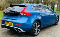 USED 2017 67 VOLVO V40 2.0 D2 R-DESIGN PRO NAV 5d 118 BHP GREAT SPECIFICATION  EXCELLENT CONDITION