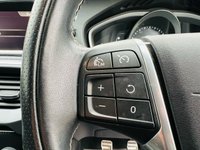 USED 2017 67 VOLVO V40 2.0 D2 R-DESIGN PRO NAV 5d 118 BHP GREAT SPECIFICATION  EXCELLENT CONDITION