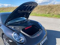 USED 2014 63 PORSCHE 911 3.8 TURBO PDK 2d 520 BHP PDK - SUNROOF - BOSE - NAVIGATION - DAB - LEATHER SEATS - 20 INCH ALLOY WHEELS - HEATED SEATS - BLACK METALLIC
