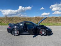 USED 2014 63 PORSCHE 911 3.8 TURBO PDK 2d 520 BHP PDK - SUNROOF - BOSE - NAVIGATION - DAB - LEATHER SEATS - 20 INCH ALLOY WHEELS - HEATED SEATS - BLACK METALLIC